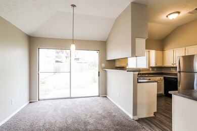 15410 Pebble Lake Dr, Houston, TX 77095 - photo 5