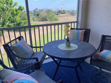 Screened Balcony with outdoor dining space