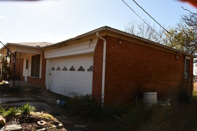 2123 S Hampton Rd, Glenn Heights, TX 75154 - photo 7