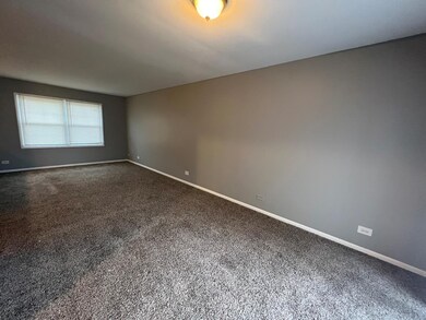 18845 Willow Ct, Country Club Hills, IL 60478 - photo 2