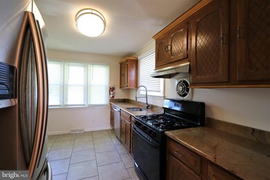 105 Bowood Dr, Cherry Hill, NJ 08034 - photo 6