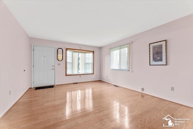 6262 E Morgan Cir, Westland, MI 48185 - photo 7