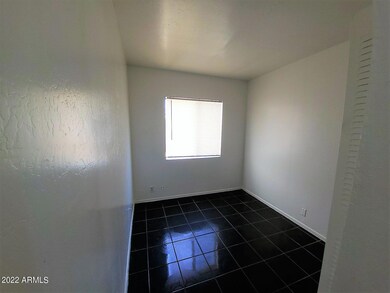 7601 W Mitchell Dr, Phoenix, AZ 85033 - photo 4