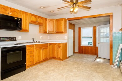 8 Broadway St, Rochester, NH 03868 - photo 6