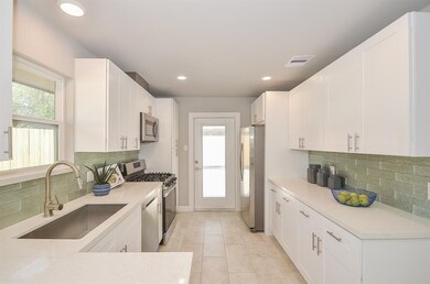 4622 Ella Blvd, Houston, TX 77018 - photo 7