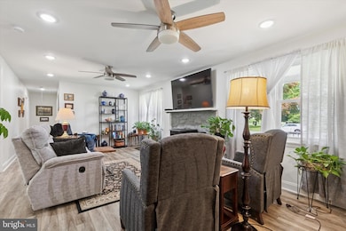 607 Jays Ln, Pottstown, PA 19464 - photo 3