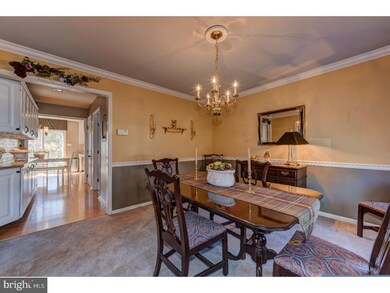 104 Diane Cir, Norristown, PA 19403 - photo 6