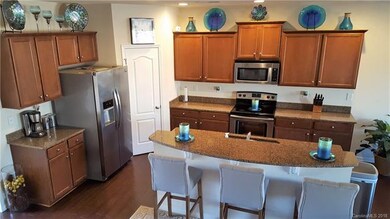 Storage & Countertops - WOW