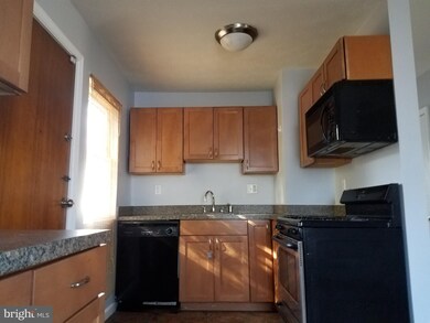 3211 Rosalie Rd, Halethorpe, MD 21227 - photo 4