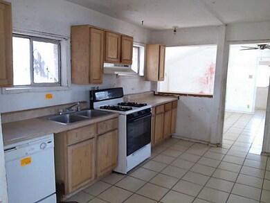2424 Lebanon Ave, El Paso, TX 79930 - photo 7
