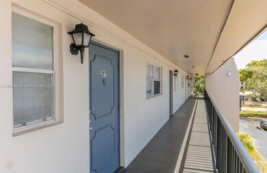 8060 Colony Cir N unit 207, Tamarac, FL 33321 - photo 3