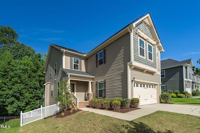 2-web-or-mls-304 Garden Walk Dr-2