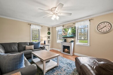 5 Beech St, Townsend, MA 01469 - photo 4