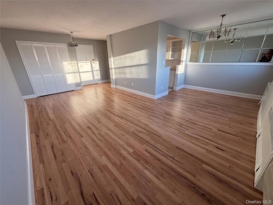 4200 Herkimer Place unit 7E, Bronx, NY 10470 - photo 5