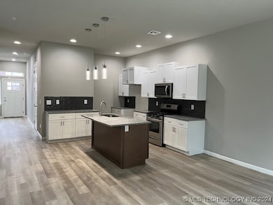 3504 Redbud Ln, Tulsa, OK 74132 - photo 5