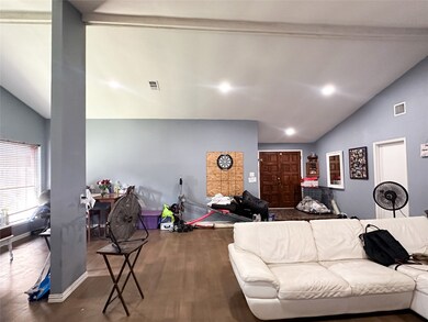 10123 Inwood Shadows St, Houston, TX 77088 - photo 3