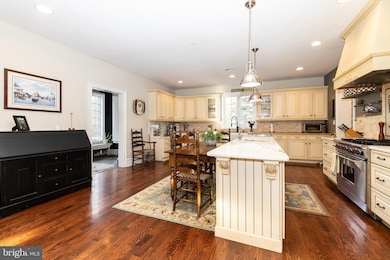 8204 Crittenden St, Philadelphia, PA 19118 - photo 6