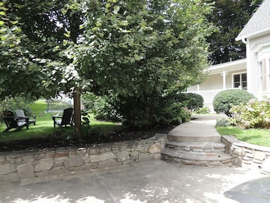 124 Coburn Ave, Worcester, MA 01604 - photo 5