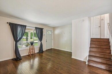 17852 Walter St, Lansing, IL 60438 - photo 4