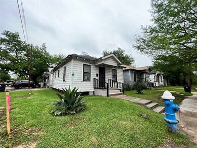 3301 Collingsworth St, Houston, TX 77026 - photo 6