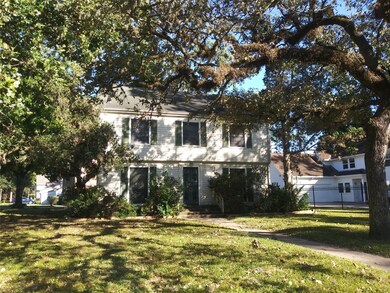 3214 Lawrence St, Houston, TX 77018 - photo 2