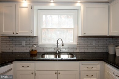 22261 Point Lookout Rd, Leonardtown, MD 20650 - photo 4