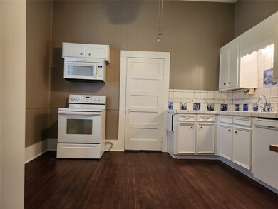 2318 Dewey St, Waller, TX 77484 - photo 7