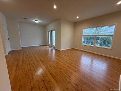 5 Corey Rd unit 11, Poughquag, NY 12570 - photo 4