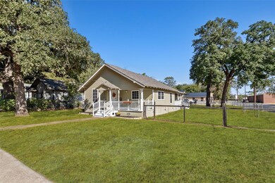 423 E Josephine St, Weatherford, TX 76086 - photo 2