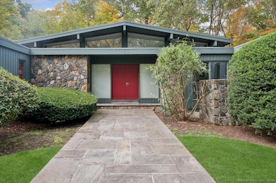 100 E Common Rd, Easton, CT 06612 - photo 2