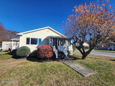 169 Alvin St, Freeland, PA 18224 - photo 3