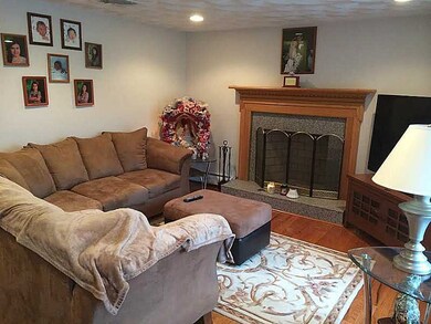 10 Bridgton Ct, Cranston, RI 02910 - photo 2