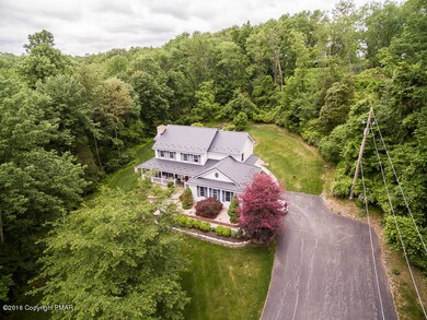 153 Bel Tor Dr, Stroudsburg, PA 18360 - photo 2