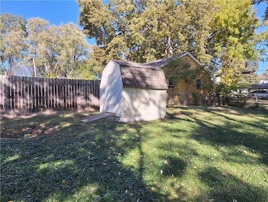 523 S Osage St, Independence, MO 64050 - photo 6