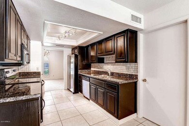 416 E Le Marche Ave Phoenix AZ-large-009