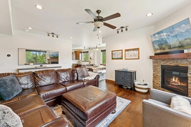 006_14275_n_buck_horn_trail_hdr005_191