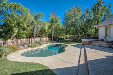 Pool, Yard, Hardscape