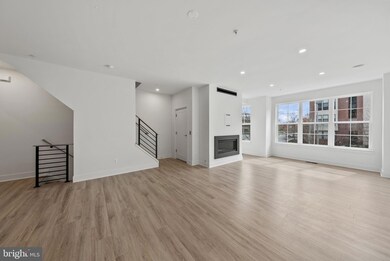 1840 Michael Faraday Dr, Reston, VA 20190 - photo 6