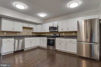 2919 Williamsburg Ct, Woodbridge, VA 22191 - photo 7