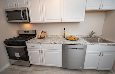 BRAND NEW KITCHEN