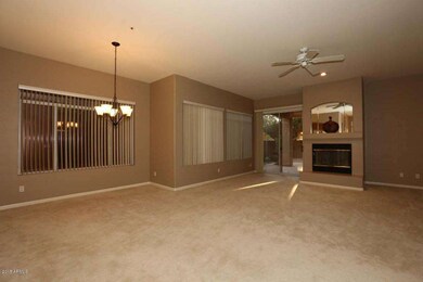 Great Room w Fireplace