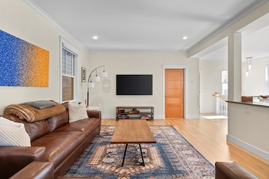 2 Village St unit 2, Somerville, MA 02143 - photo 3