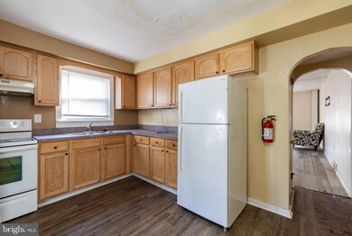 567 Billings Ave, Paulsboro, NJ 08066 - photo 7