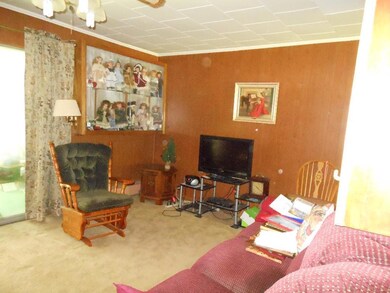 Living room looing east, sliding...
