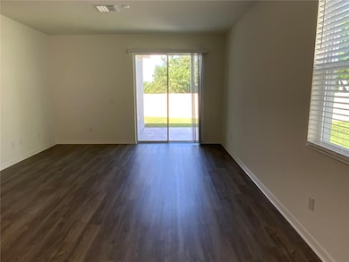 10355 Honeysuckle Vine Cir, Riverview, FL 33578 - photo 6