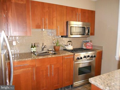 6516 Potomac Ave unit A2, Alexandria, VA 22307 - photo 2