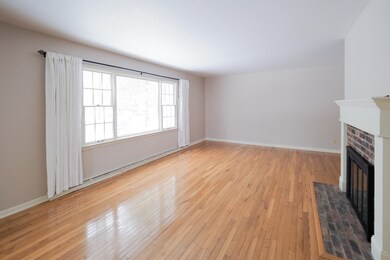 2505 Pine Ridge Rd-103