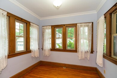 107 E Dunedin Rd, Columbus, OH 43214 - photo 7