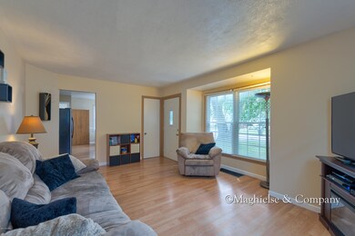 05 Living Room