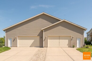 5231 Teaberry Ln, Fitchburg, WI 53711 - photo 3